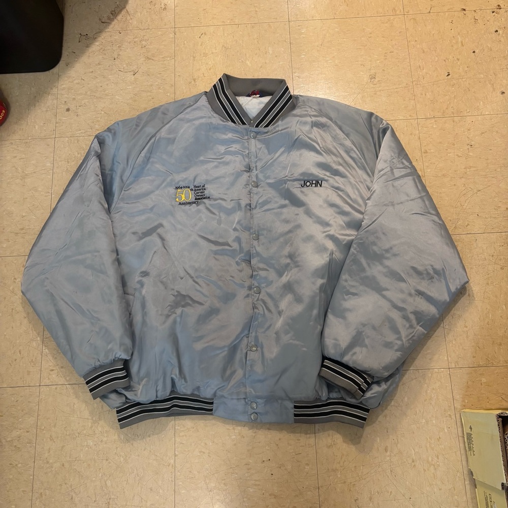 Gray Jacket - Picture 2 of 5